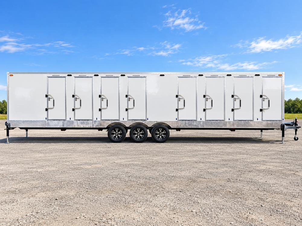 8 stall shower restroom combination trailer exterior