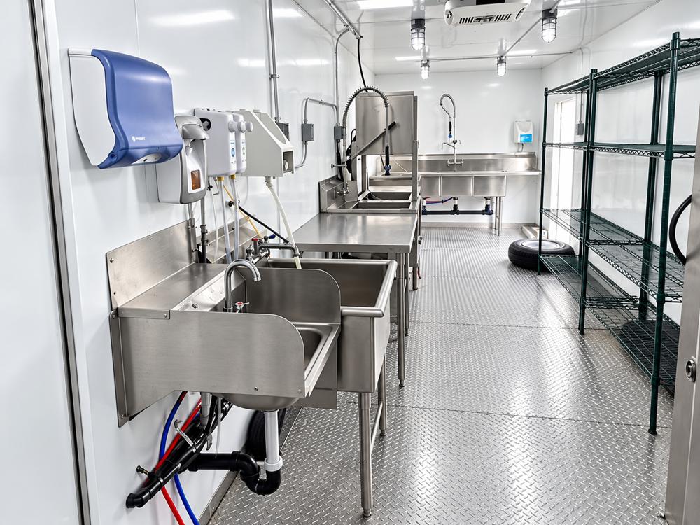 Dish trailer handwashing station