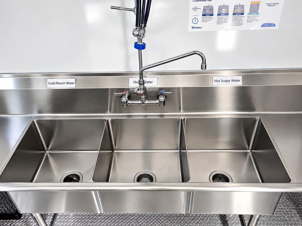 Dishwashing trailer wash rinse sanitize sink