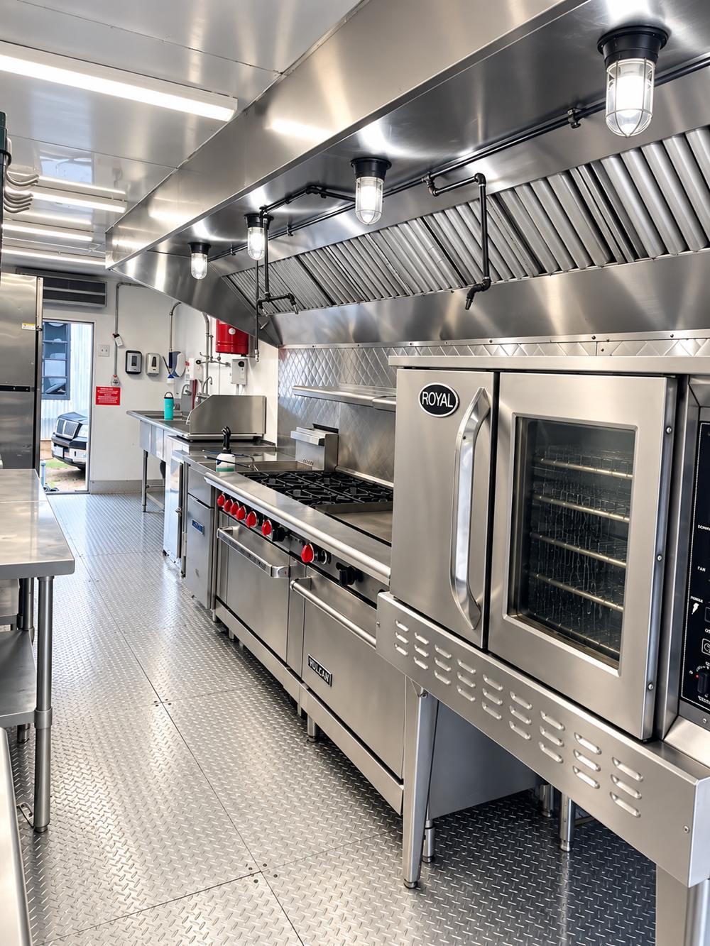 Commercial kitchen trailer range oven hood
