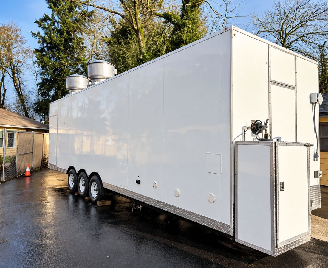 28 ft Mobile Kitchen Trailer